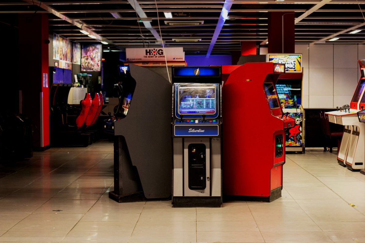 Game Machines: The Glittering Heart of Gaming Culture - All About Peoples